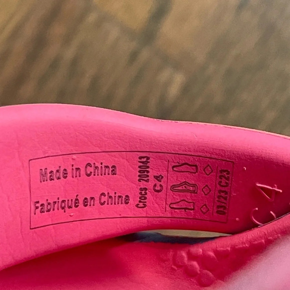 Classic Color Dip Clog Toddlers in Hyper Pink/Multi size 4 - Picture 4 of 12